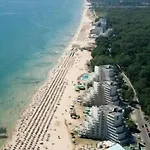 Boryana 4* 알베나