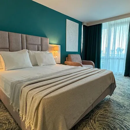 Boryana Hotel